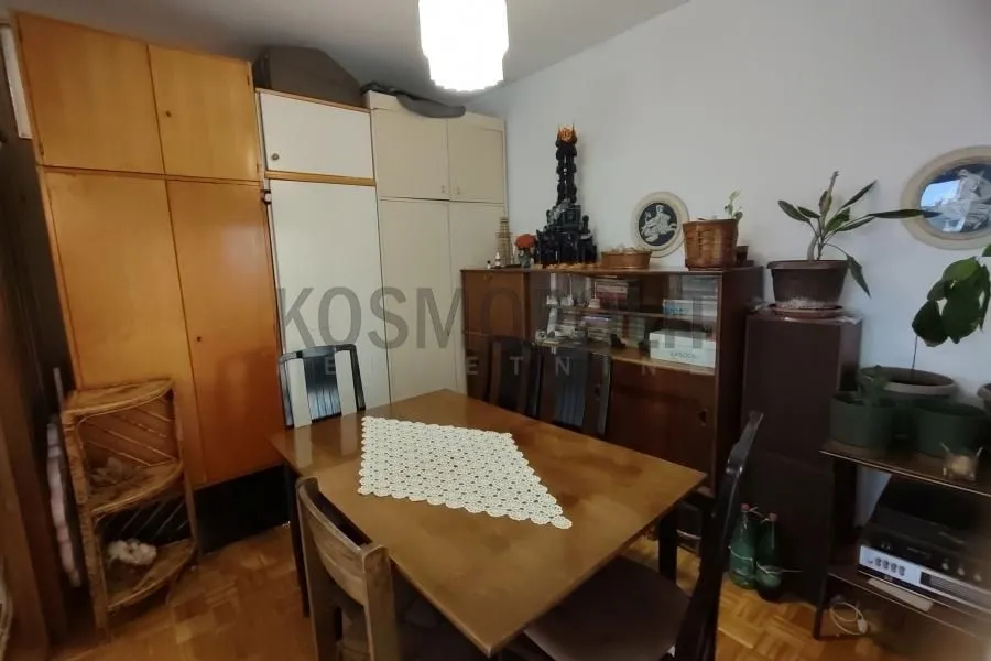 Prodaja, trosoban stan, 103m², Stari Grad, Beograd