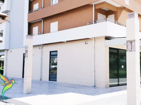 Rent, office space, 107m², Central Point, Podgorica - image 1