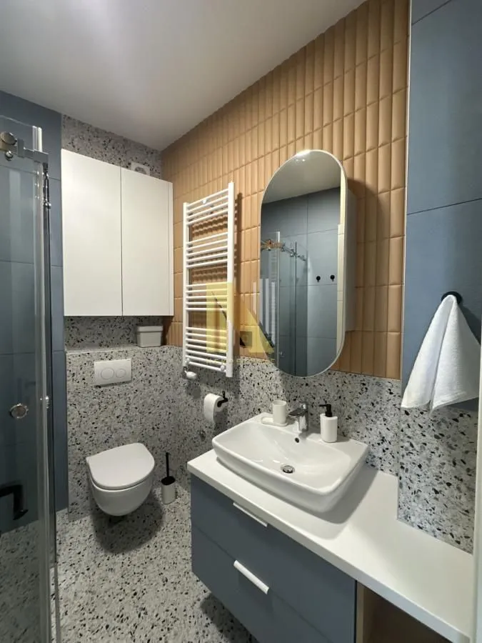 Izdavanje, jednosoban stan, 35m², Grbavica, Novi Sad Sve Podlokacije