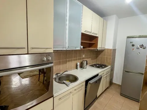 Izdavanje, jednosoban stan, 48m², Stari Aerodrom, Podgorica - image 6