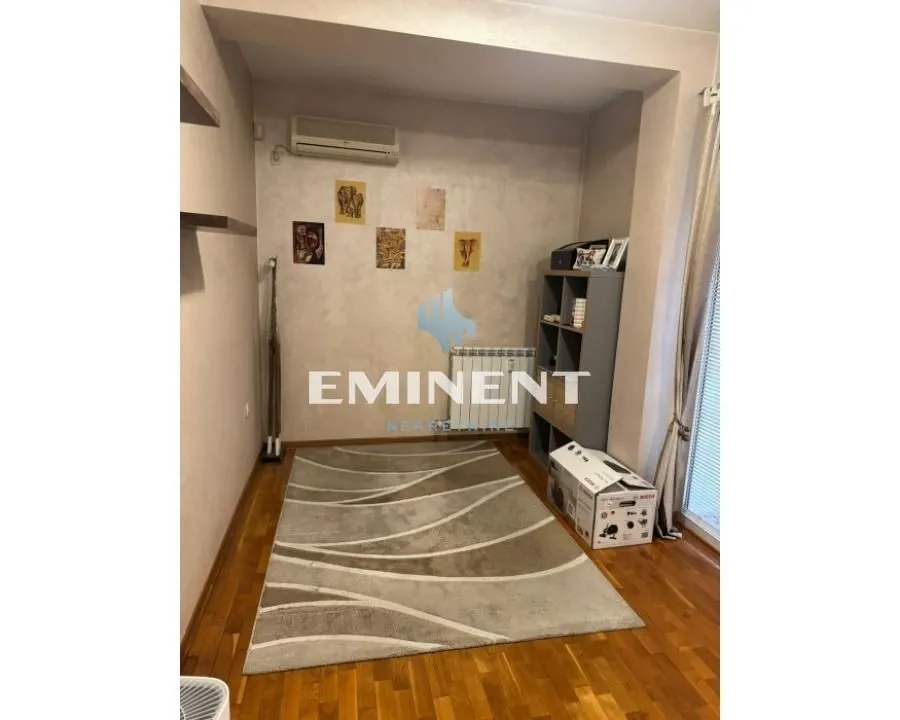 Izdavanje, trosoban stan, 73m², Voždovac Sve Podlokacije, Beograd