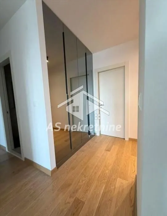 Rent, four bedroom apartment, 105m², Novi Beograd Blok 65, Novi Beograd Sve Podlokacije