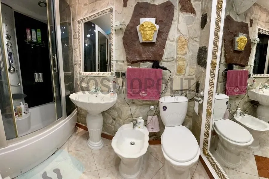 Sale, three bedroom apartment, 57m², Karaburma, Palilula Sve Podlokacije