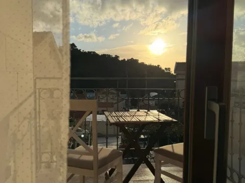 Izdavanje, stan, 33m², Petrovac, Budva - image 2