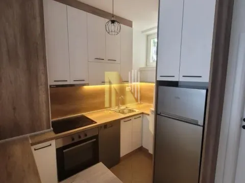 Izdavanje, stan, 38m², Rotkvarija, Novi Sad Sve Podlokacije - image 4