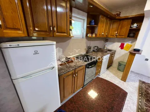 Rent, two bedroom apartment, 80m², Centar, Bar - image 9