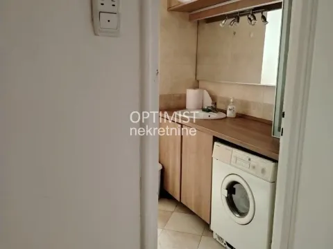 Izdavanje, trosoban stan, 95m², Lekino Brdo, Voždovac Sve Podlokacije - image 6