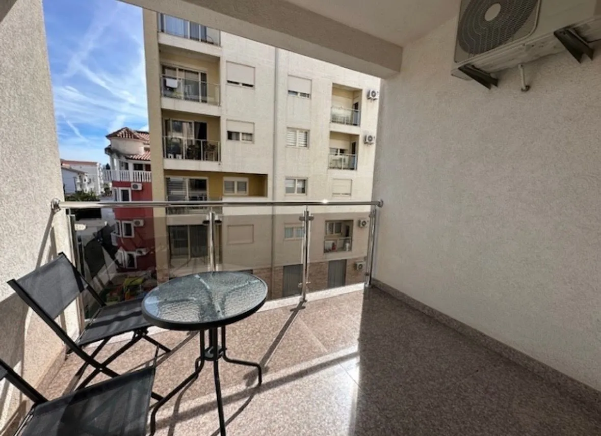 Izdavanje, garsonjera, 35m², Šušanj, Bar