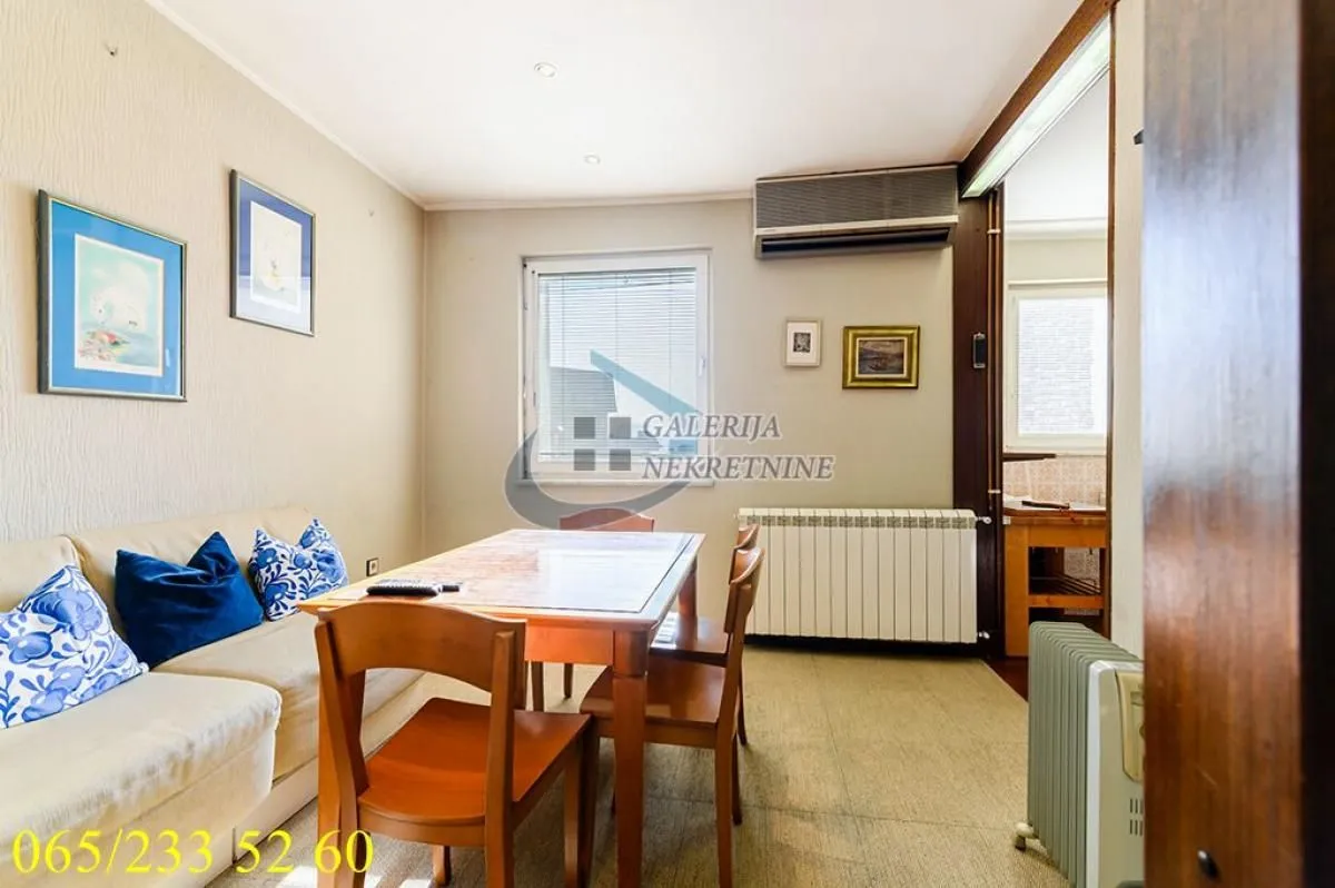 Sale, three bedroom apartment, 72m², Zeleni Venac, Beograd