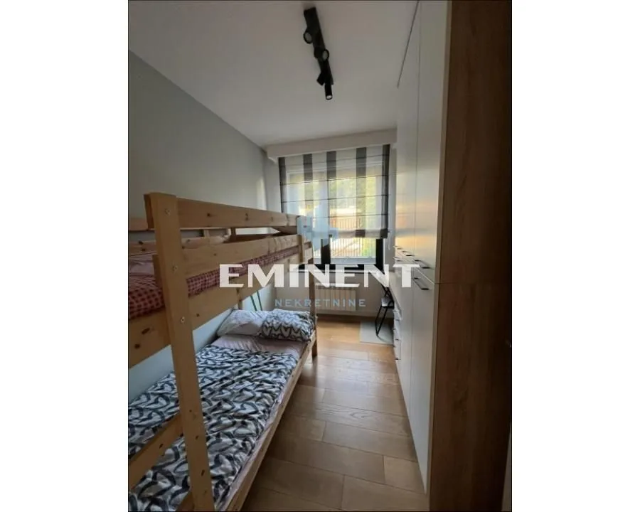Rent, four bedroom apartment, 113m², Savski Venac, Beograd