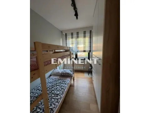 Rent, four bedroom apartment, 113m², Savski Venac, Beograd - image 10