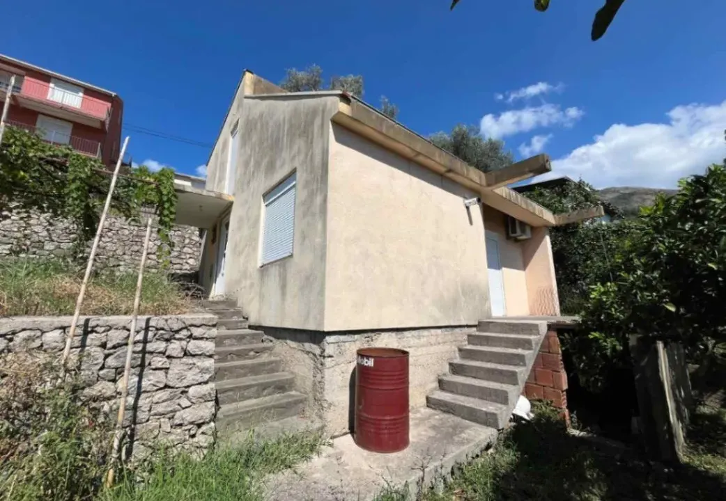 Sale, house, 51m², Marovići, Bar