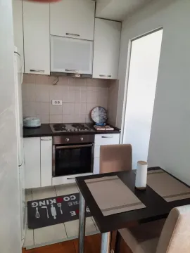 Rent, one bedroom apartment, 40m², City Kvart, Podgorica - image 8