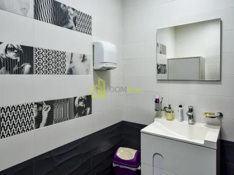 Izdavanje, poslovni prostor, 75m², Centar, Podgorica - image 14