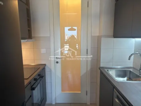 Izdavanje, dvosoban stan, 62m², Belvil, Beograd - image 15