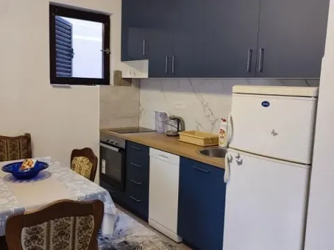 Rent, one bedroom apartment, 48m², Bijeli Do, Budva - image 5