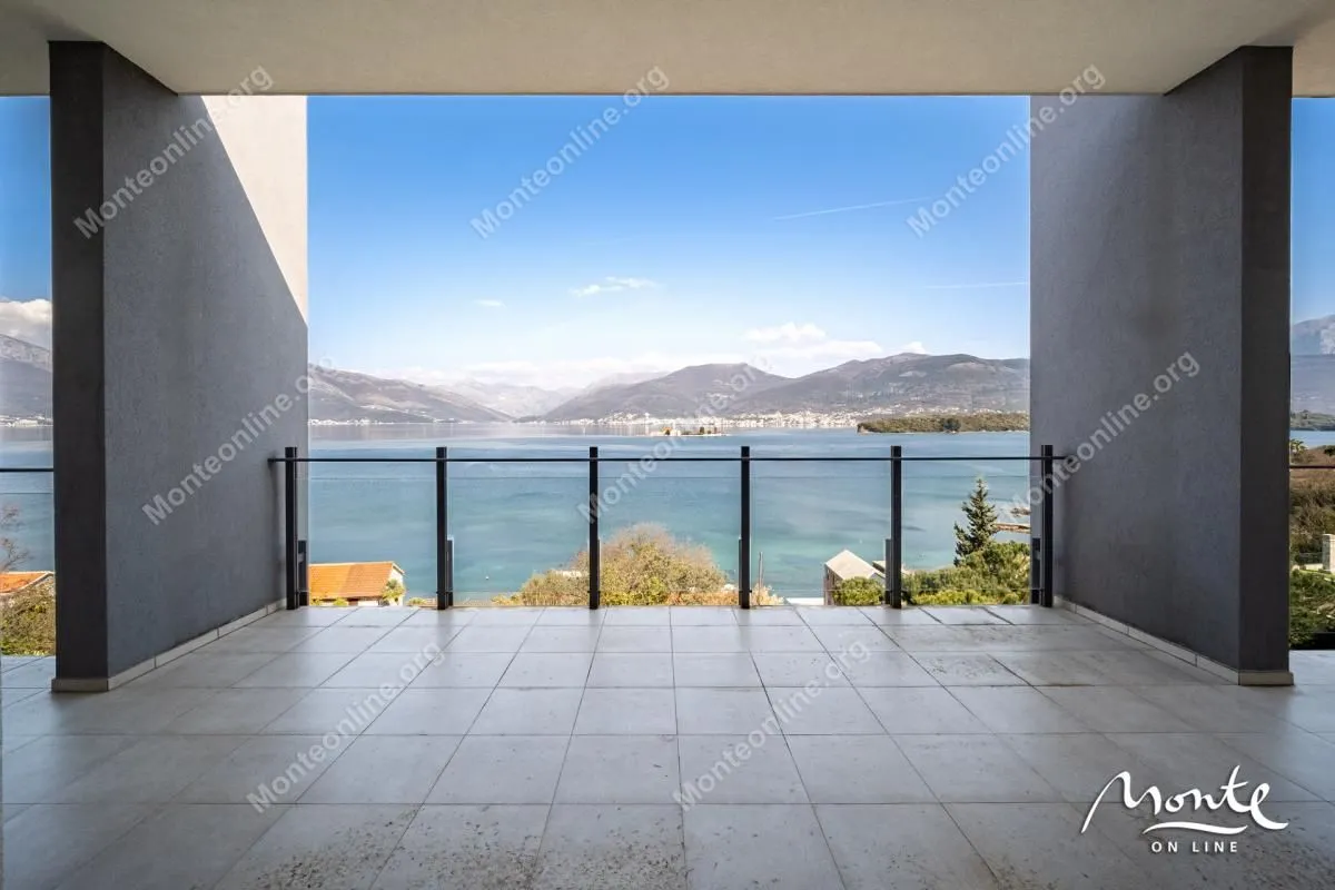 Prodaja, kuća, 770m², Krašići, Tivat