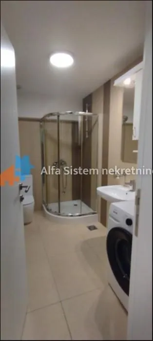Rent, four bedroom apartment, 100m², Savski Venac, Beograd