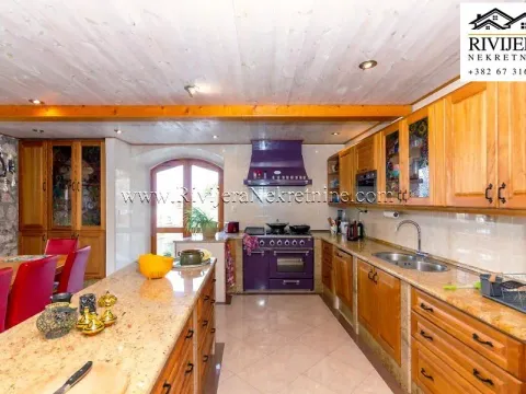 Sale, house, 226m², Podi, Herceg Novi - image 16