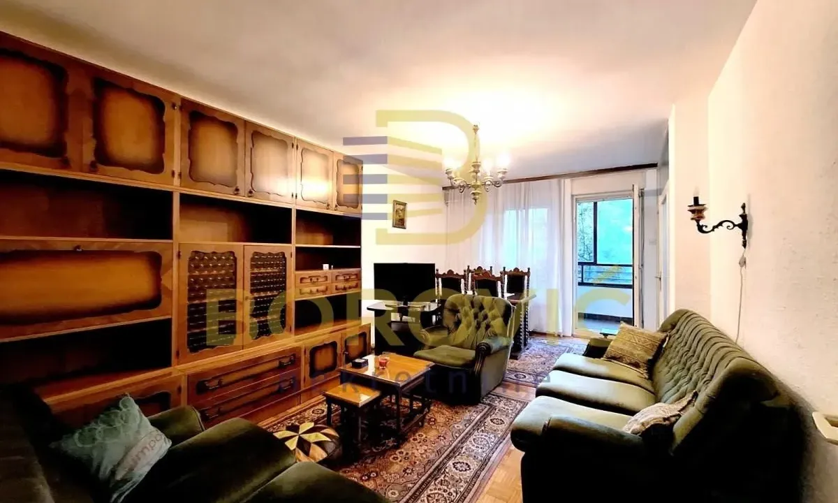 Rent, three bedroom apartment, 73m², Vračar Sve Podlokacije, Beograd