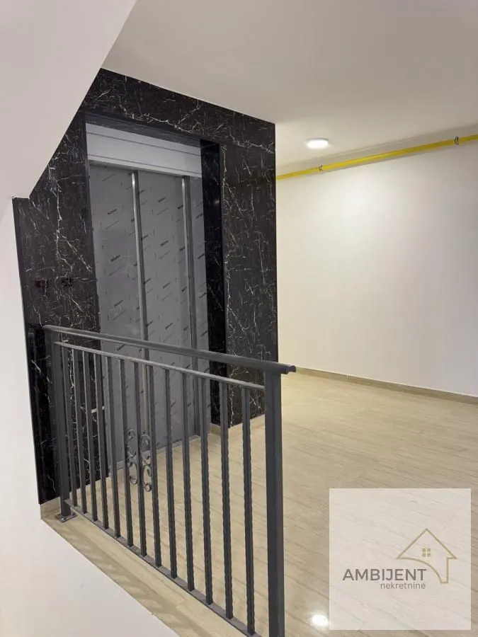 Prodaja, dvosoban stan, 59m², Novi Banovci, Stara Pazova