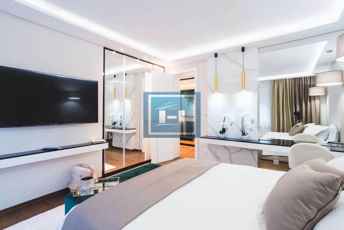 Prodaja, jednosoban stan, 55m², Centar, Jagodina