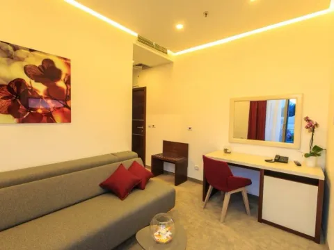 Sale, office space, 2500m², Sutomore, Bar - image 4