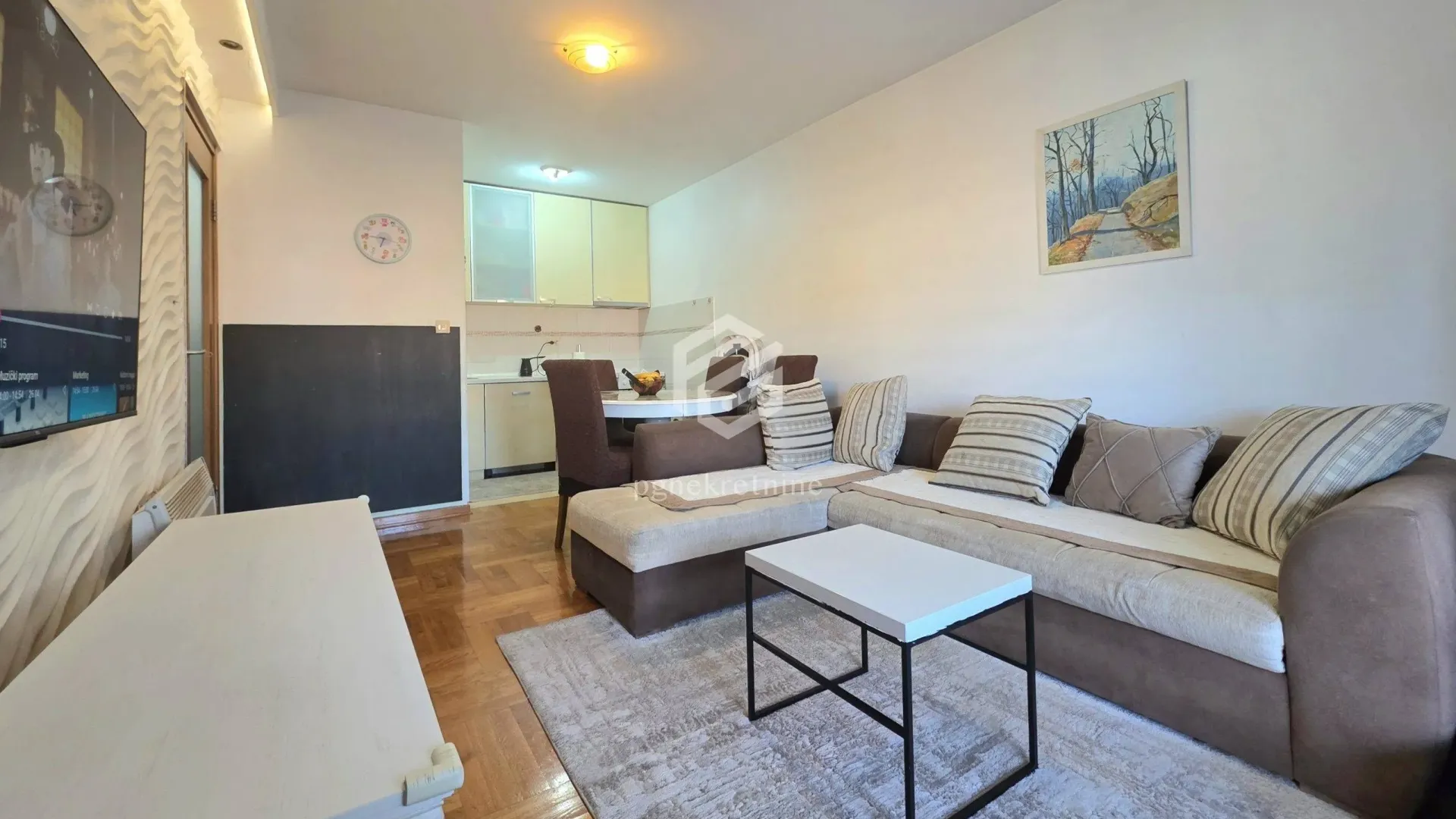 Prodaja, jednosoban stan, 45m², Stari Aerodrom, Podgorica