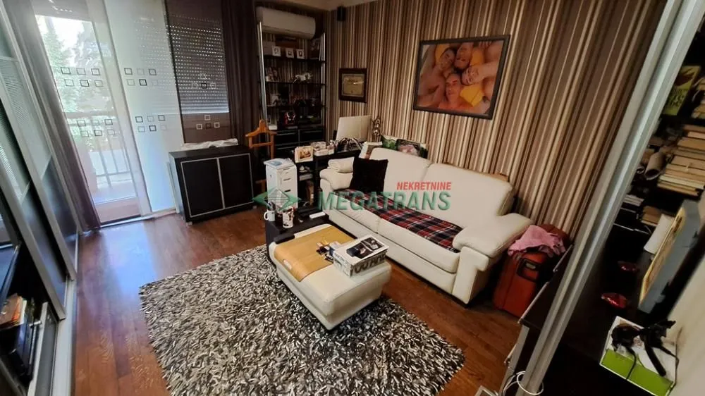 Sale, apartment, 29m², Grbavica, Novi Sad Sve Podlokacije