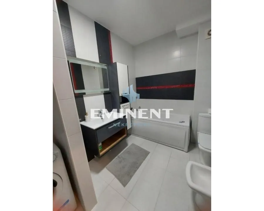 Rent, three bedroom apartment, 90m², Vračar Sve Podlokacije, Beograd
