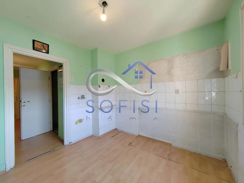 Sale, three bedroom apartment, 96m², Adamovićevo Naselje, Novi Sad Sve Podlokacije