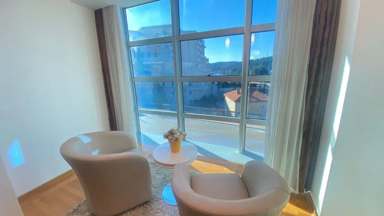 Sale, two bedroom apartment, 83m², Bečići, Budva