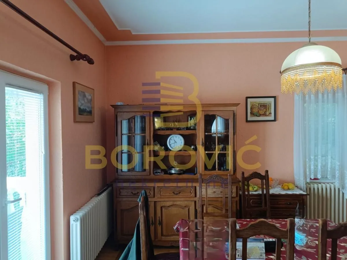 Sale, house, 220m², Sremčica, Beograd