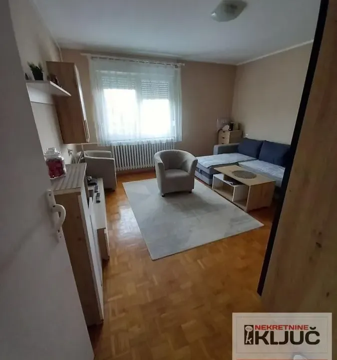 Prodaja, dvosoban stan, 47m², Železnička Stanica, Novi Sad Sve Podlokacije