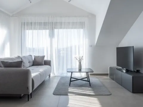 Rent, two bedroom apartment, 70m², Gradiošnica, Tivat - image 6