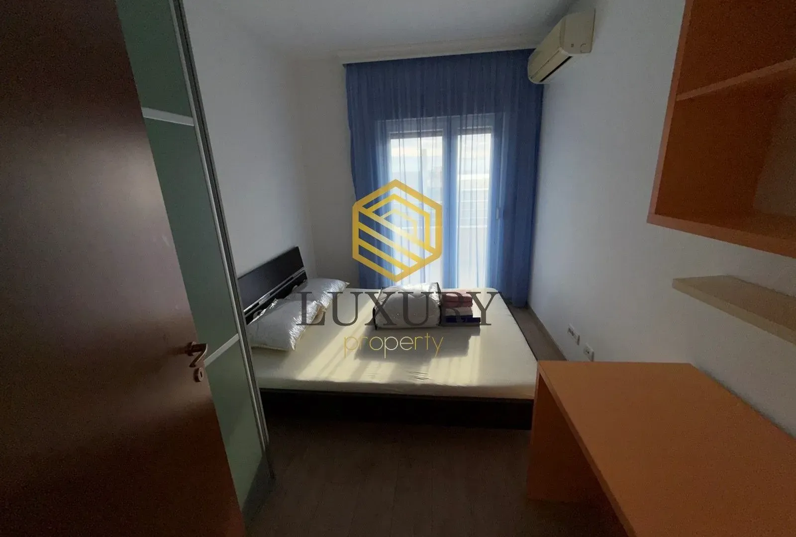 Izdavanje, dvosoban stan, 75m², City Kvart, Podgorica