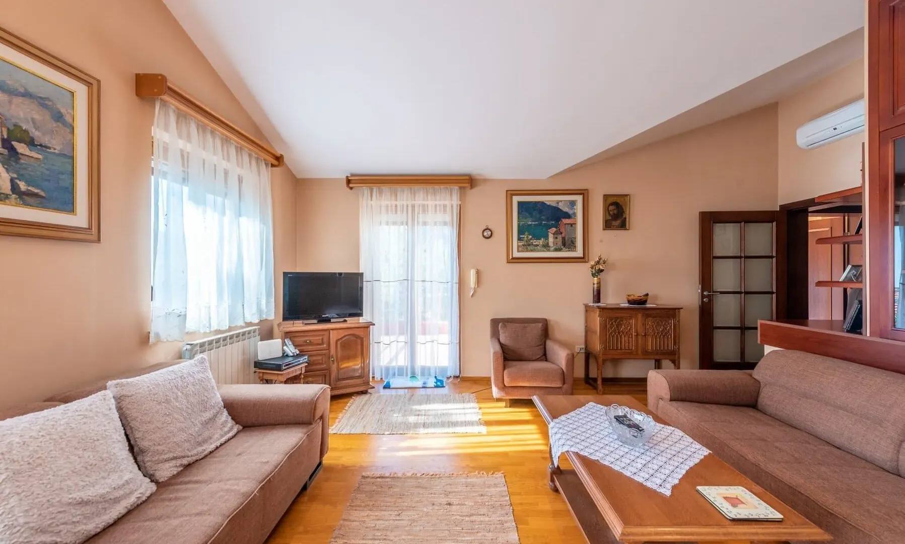 Sale, house, 305m², Orahovac, Kotor