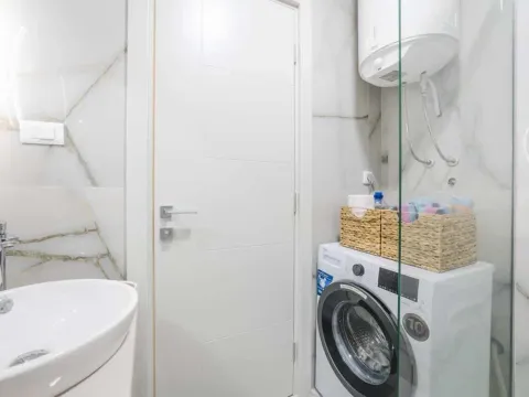 Rent, one bedroom apartment, 39m², Bečići, Budva - image 13