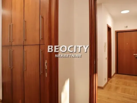 Prodaja, četvorosoban stan, 115m², Kalenić Pijaca, Vračar Sve Podlokacije - image 11