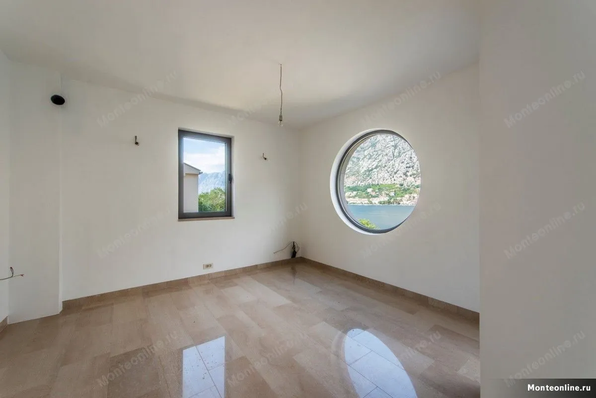 Prodaja, kuća, 510m², Muo, Kotor