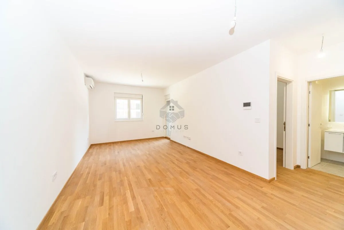 Prodaja, jednosoban stan, 46m², Stari Aerodrom, Podgorica