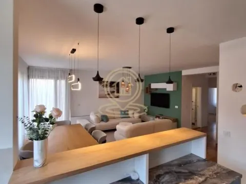 Izdavanje, trosoban stan, 90m², Lekino Brdo, Voždovac Sve Podlokacije - image 14
