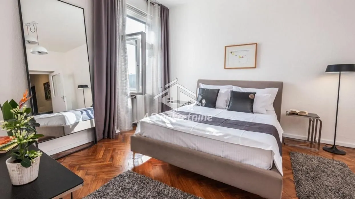 Izdavanje, trosoban stan, 90m², Stari Grad, Beograd