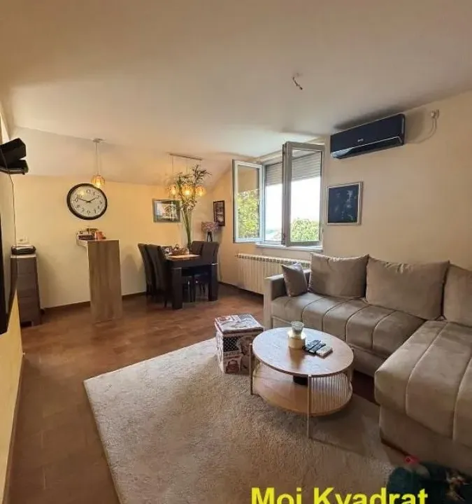 Prodaja, četvorosoban stan, 72m², Banovo Brdo, Beograd