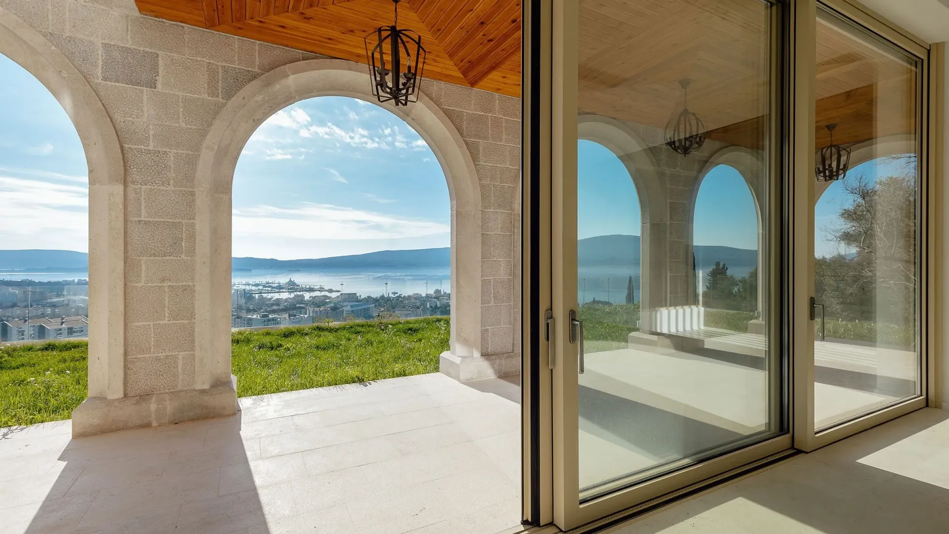 Prodaja, kuća, 1400m², Tivat, Crna Gora