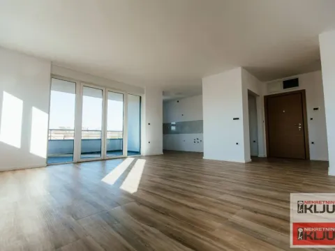 Prodaja, četvorosoban stan, 116m², Petrovaradin, Novi Sad - image 20