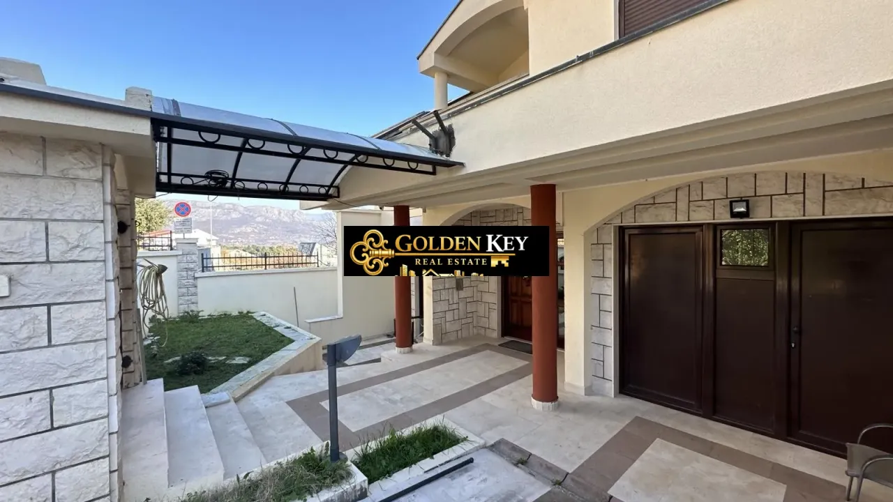 Rent, house, 380m², Gorica C, Podgorica