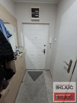 Prodaja, trosoban stan, 59m², Bulevar patrijarha Pavla, Novi Sad Sve Podlokacije - image 7
