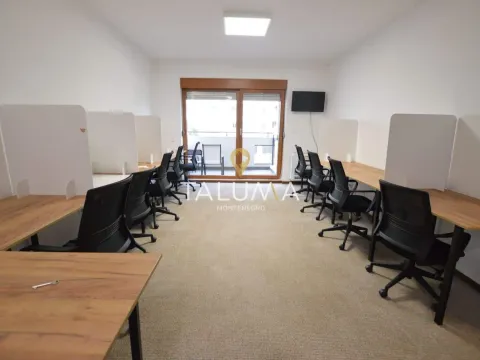 Rent, two bedroom apartment, 77m², City Kvart, Podgorica - image 1