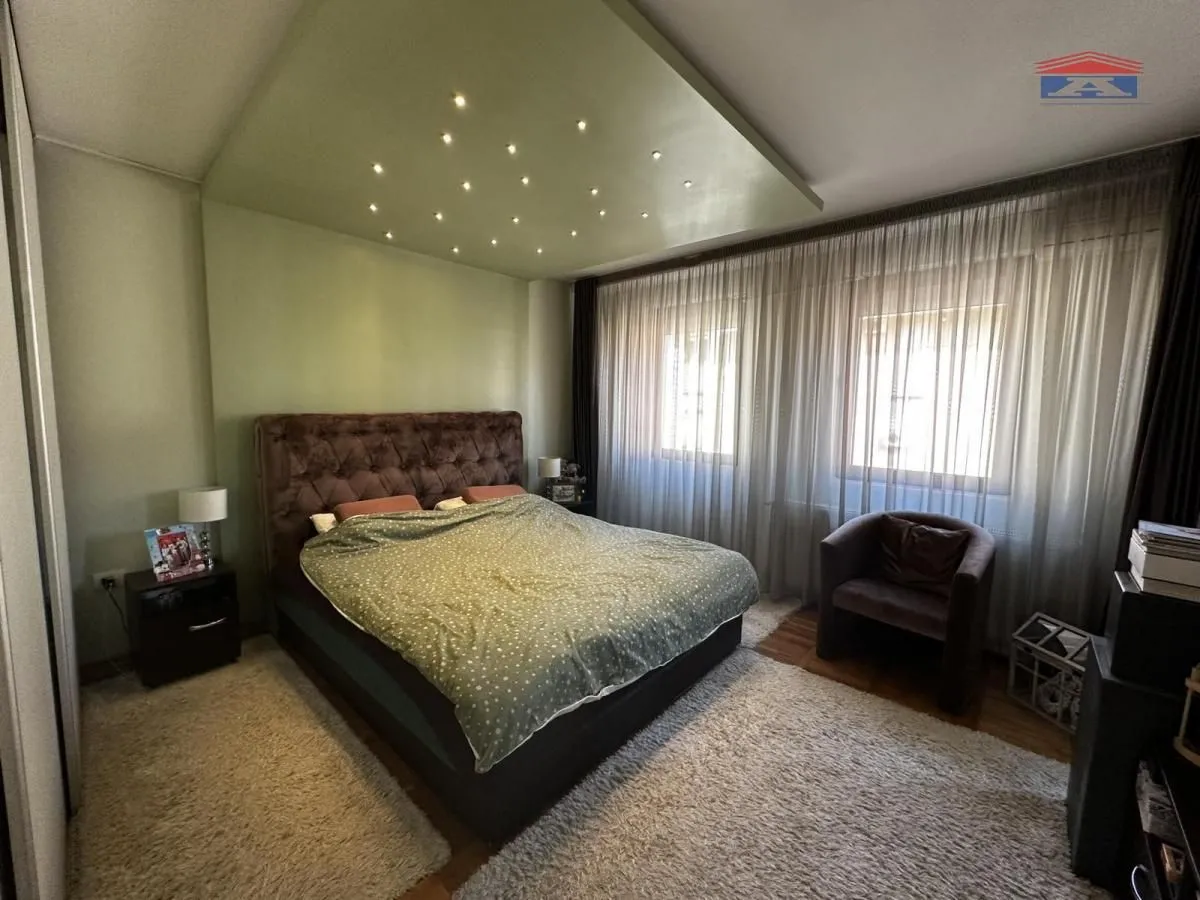 Prodaja, četvorosoban stan, 116m², Grbavica, Novi Sad Sve Podlokacije